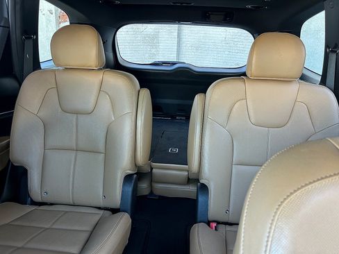 Used 2020 Kia Telluride SX FWD image 12