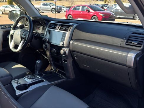 Used 2024 Toyota 4Runner SR5 Premium w/ Moonroof Package image 19