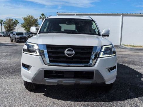 Certified 2024 Nissan Armada SL w/ Captain's Chairs Package RWD image 9