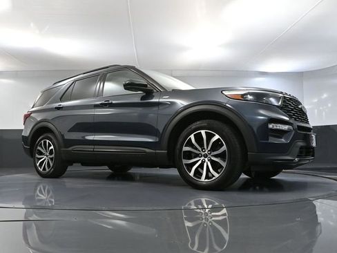 Used 2022 Ford Explorer ST-Line w/ Class IV Trailer Tow Package image 58