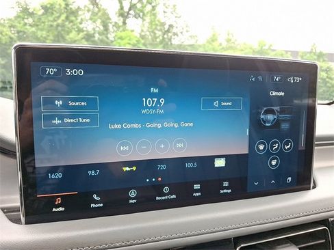 Certified 2022 Lincoln Nautilus Reserve image 19