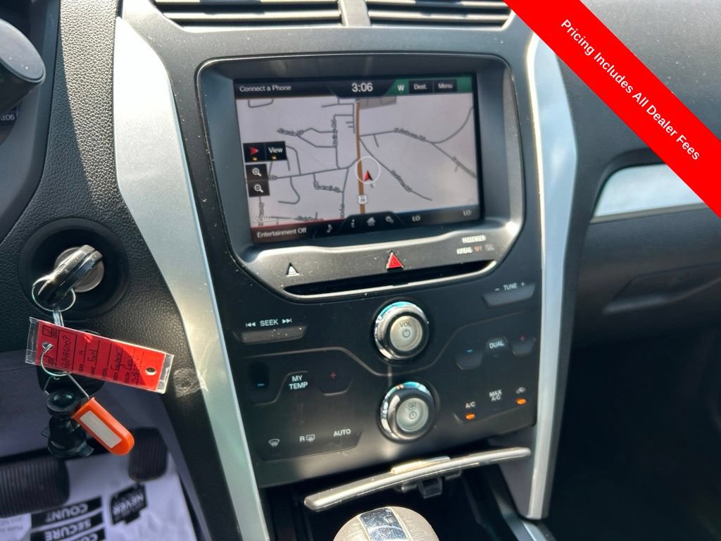 Used 2014 Ford Explorer XLT w/ Equipment Group 202A FWD image 12