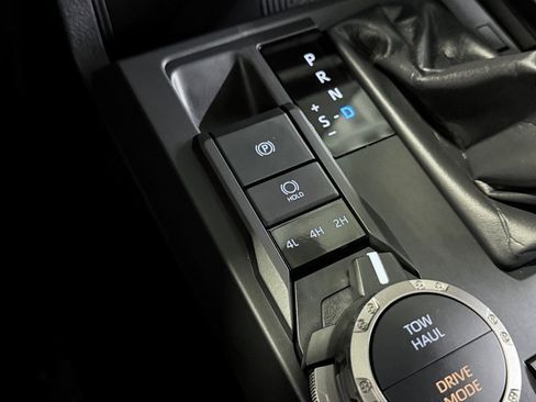 Used 2024 Toyota Tacoma TRD Sport image 36