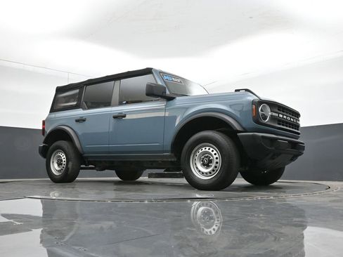 Used 2022 Ford Bronco 4-Door image 46