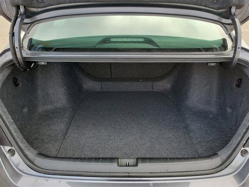 Used 2019 Honda Accord Sport image 7