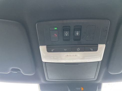 Used 2024 Mitsubishi Outlander SEL image 23