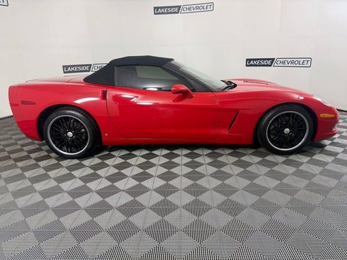 Used 2008 Chevrolet Corvette Convertible w/ Preferred Equipment Group RWD image 31