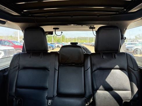 Used 2020 Jeep Wrangler Unlimited Rubicon AWD/4WD image 33
