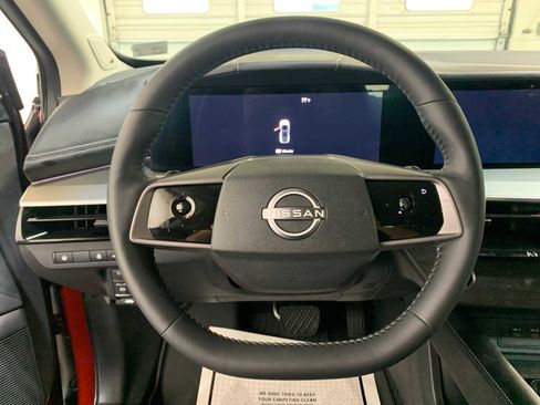 Used 2025 Nissan Murano SL image 8