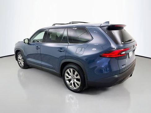 Used 2024 Toyota Grand Highlander Limited image 5