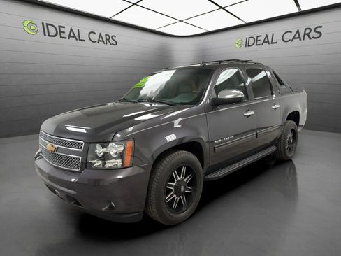Used 2011 Chevrolet Avalanche LT w/ Regional Value Package RWD image 1