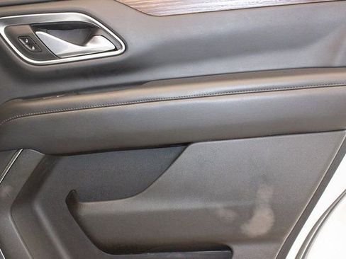 Used 2021 Chevrolet Tahoe High Country image 15