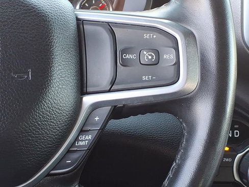 Used 2024 RAM 2500 Big Horn w/ Sport Appearance Package image 30