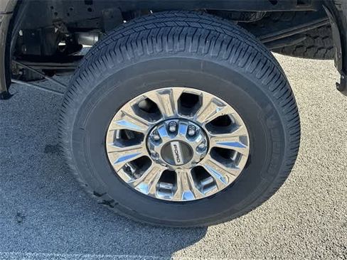 Used 2018 Ford F250 XLT w/ XLT Premium Package image 4