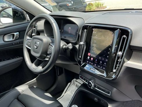 Used 2026 Volvo XC40 B5 Plus AWD/4WD image 20