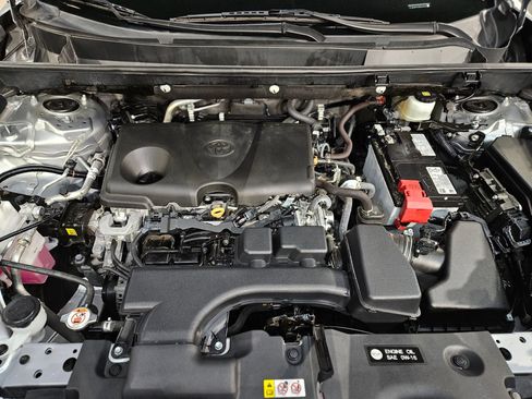 Used 2024 Toyota RAV4 XLE image 19