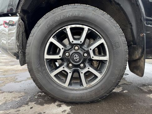 Used 2016 Toyota Tundra SR5 image 13