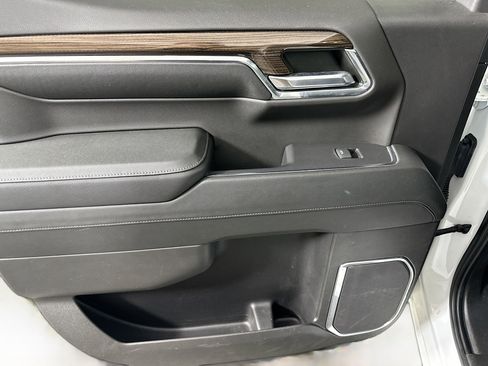 Used 2024 Chevrolet Silverado 1500 LT image 25