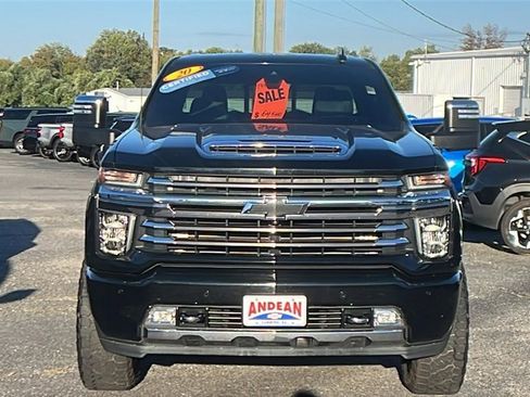 Certified 2020 Chevrolet Silverado 2500 High Country w/ Z71 Off-Road Package image 2
