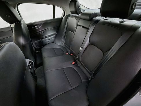 Used 2018 Jaguar XE RWD image 24