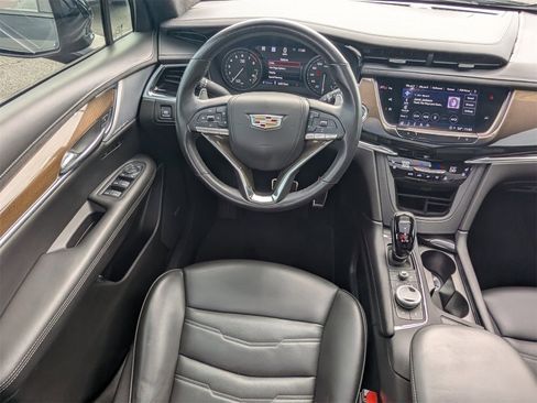 Used 2023 Cadillac XT6 Sport w/ Platinum Package image 19