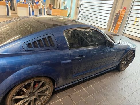 Used 2007 Ford Mustang GT Premium RWD image 9