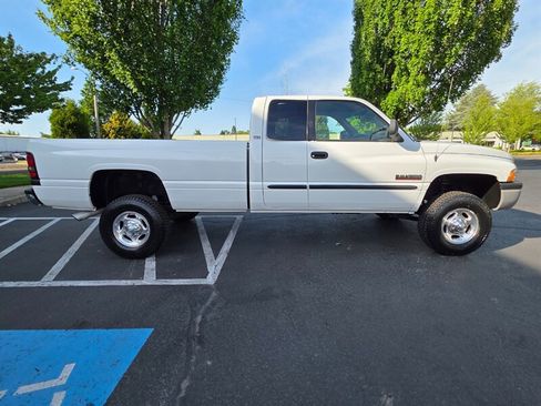 Used 2001 Dodge Ram 2500 Truck 4x4 Quad Cab image 4