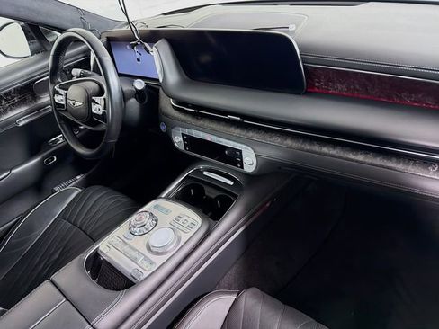 Used 2023 Genesis G90 3.5T AWD/4WD image 38