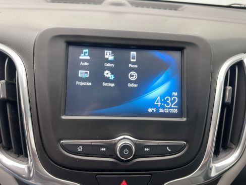 Used 2018 Chevrolet Equinox LT image 21