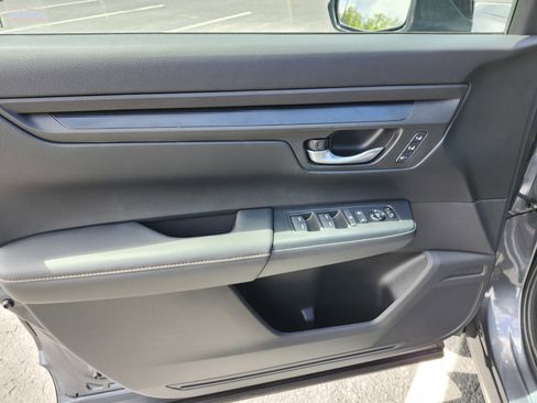Used 2025 Honda CR-V Sport-L image 29
