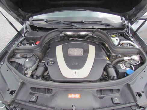 Used 2012 Mercedes-Benz GLK 350 4MATIC image 24