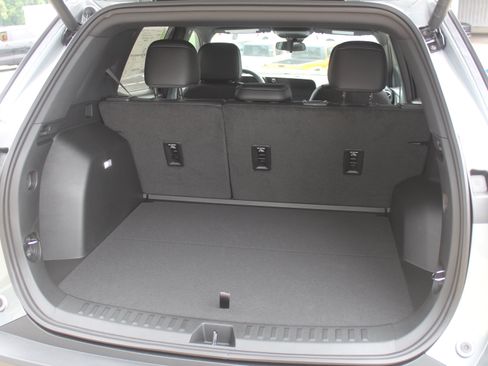 New 2027 Chevrolet Equinox LT w/ Convenience Package II AWD/4WD image 17