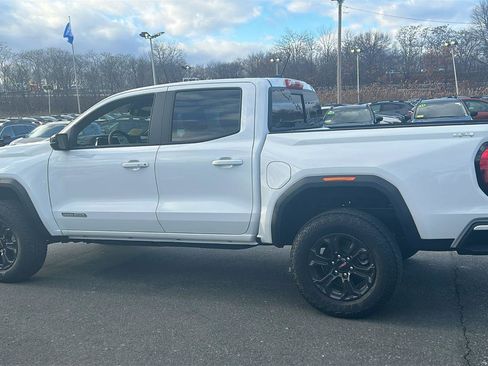 New 2025 GMC Canyon Elevation image 4