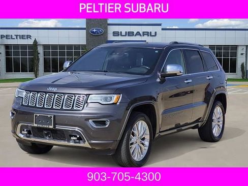 Used 2018 Jeep Grand Cherokee Overland w/ Jeep Active Safety Group image 4