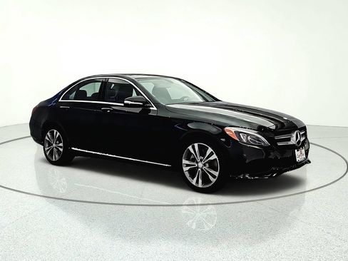 Used 2015 Mercedes-Benz C 300 4MATIC Sedan image 9
