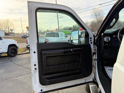 Used 2013 Ford F350 Platinum image 13