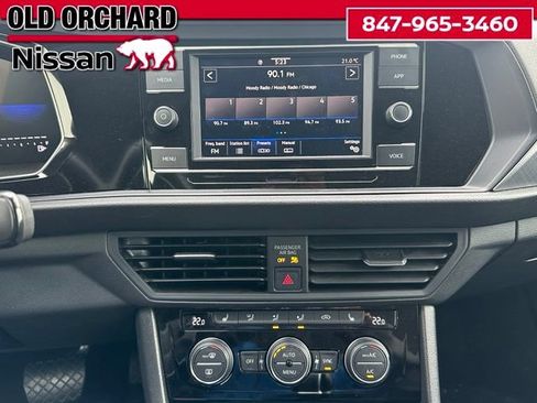 Used 2024 Volkswagen Jetta SE FWD image 15