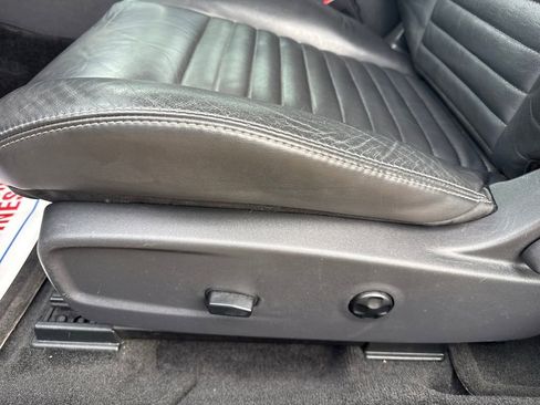 Used 2013 Dodge Challenger R/T Plus image 13