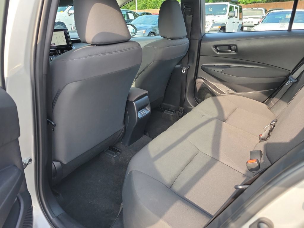 Used 2024 Toyota Corolla LE FWD image 17