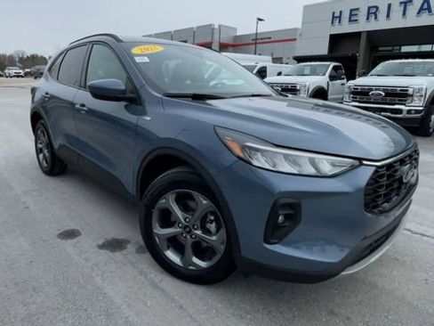 Used 2025 Ford Escape ST-Line Select image 8