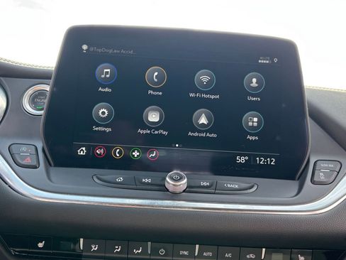 Used 2025 Chevrolet Blazer LT image 21