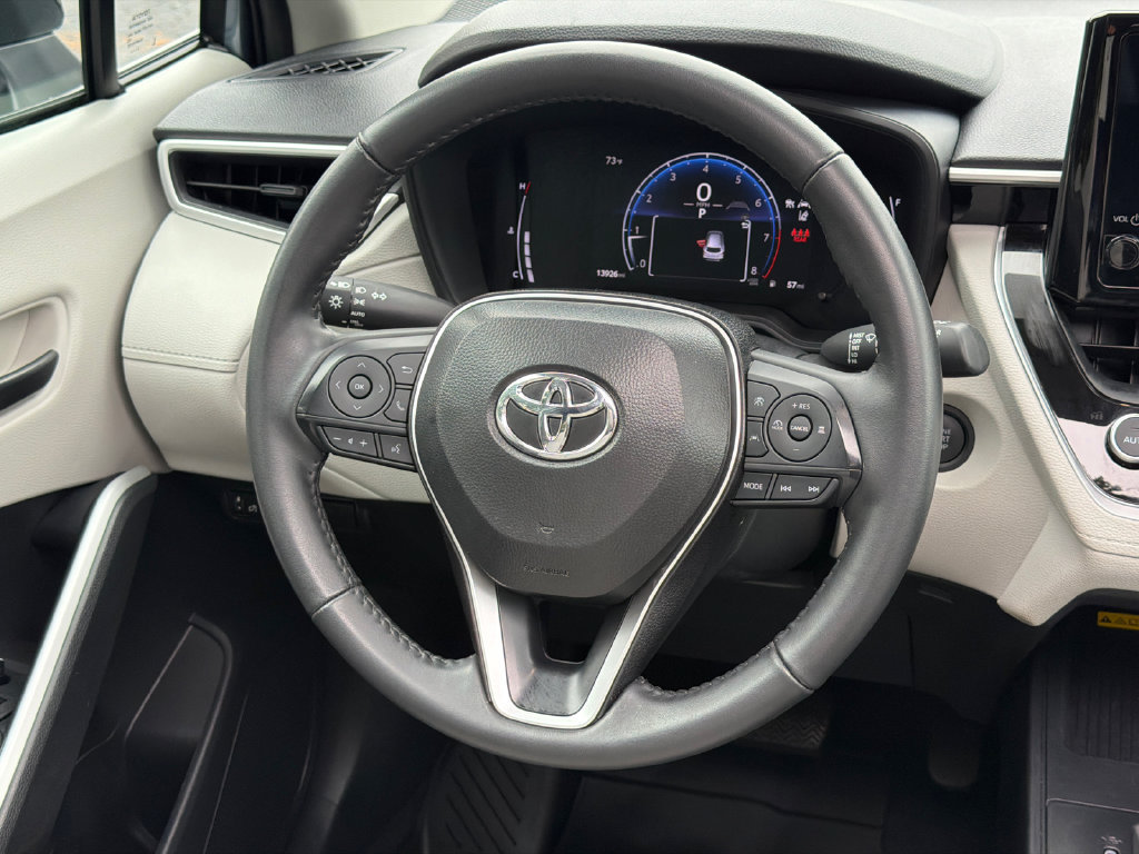 Used 2026 Toyota Corolla Cross LE w/ Moonroof Package FWD image 28
