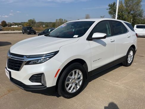 Used 2022 Chevrolet Equinox LT image 8