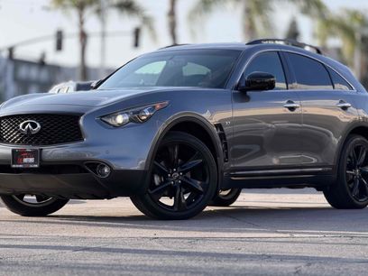 Used 2017 INFINITI QX70 2WD w/ Premium Package