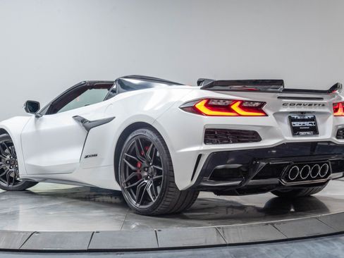 Used 2023 Chevrolet Corvette Z06 RWD image 66