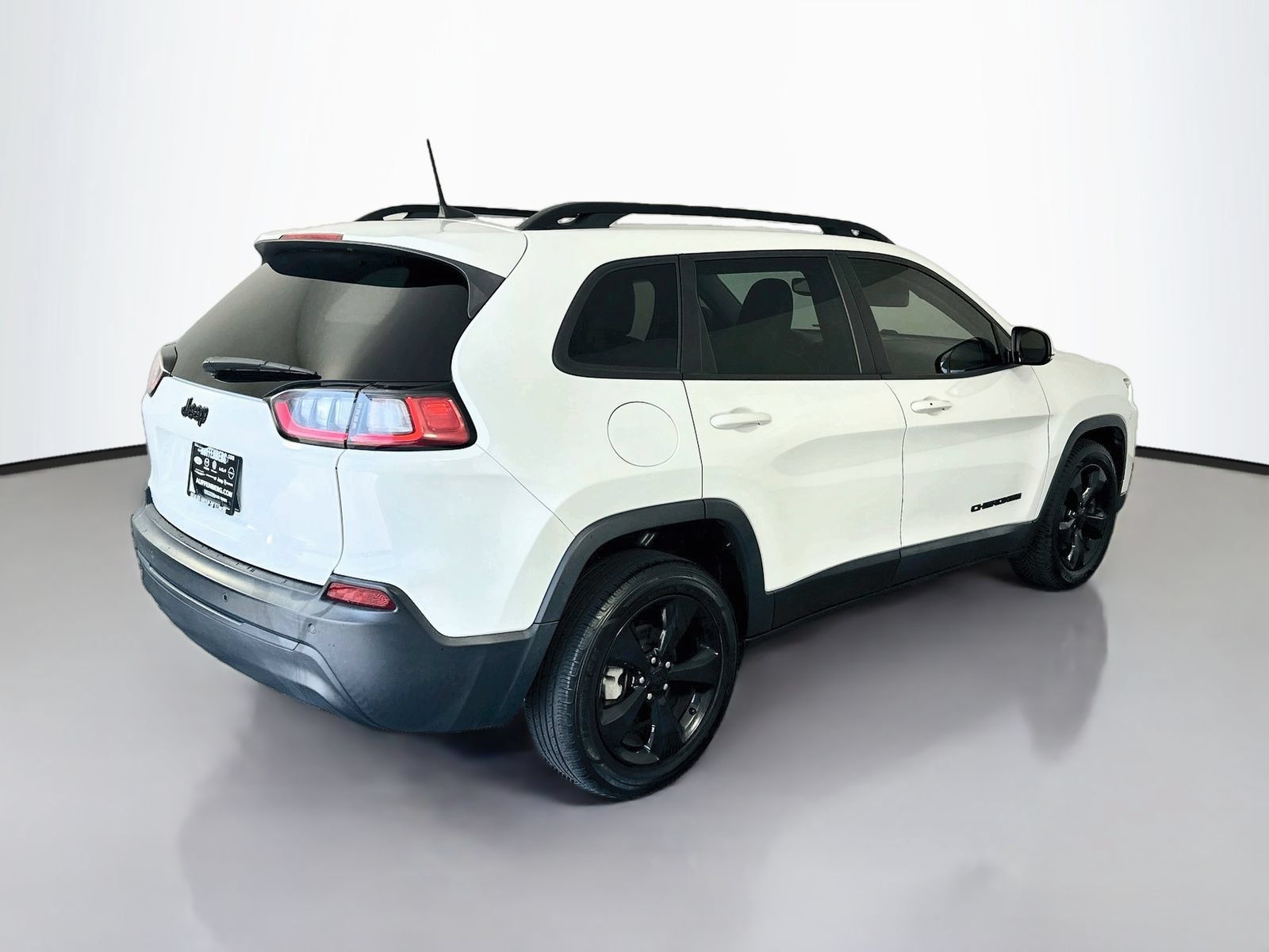 Used 2020 Jeep Cherokee Latitude Plus FWD image 7