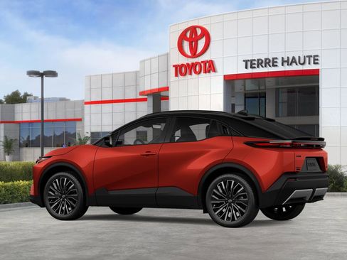 New 2026 Toyota C-HR AWD/4WD image 7