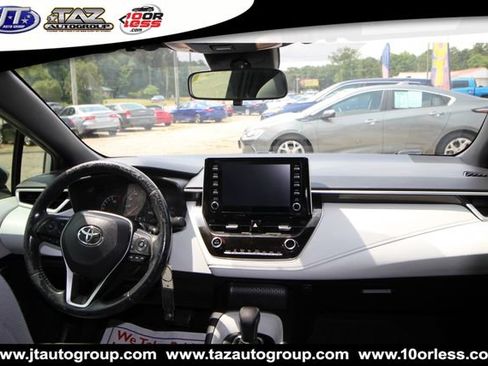 Used 2020 Toyota Corolla SE FWD image 16