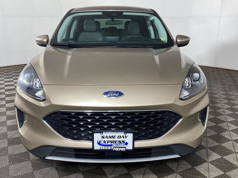 Used 2021 Ford Escape SE FWD image 2