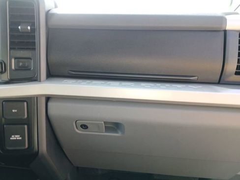 Used 2025 Ford F250 XLT w/ FX4 Off-Road Package AWD/4WD image 44